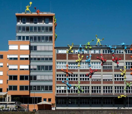Almanya Düsseldorf Gezilecek Yerler Almanya Düsseldorf Gezilecek Yerler