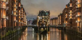 Almanya Hamburg’da Gezilecek Görülmesi Gereken Yerler Almanya Hamburg'da Gezilecek Görülmesi Gereken Yerler
