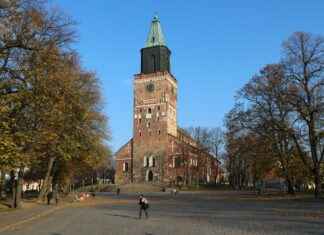 Almanya’da Türk Edebiyatı ve Yazarları Almanya’da Türk Edebiyatı ve Yazarları