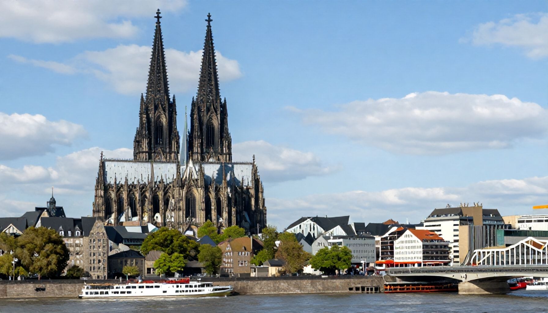 Köln'de Almanya'yı Keşfedin: Kültür, Geziler ve Doğal Güzellikler*