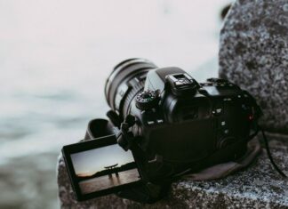 Yeni Başlayanlar İçin En İyi Aksiyon Kameralar: Neredeyse Hiç Piksel Kaybetmeden Seyahat Edin The Best Action Cameras for Beginners