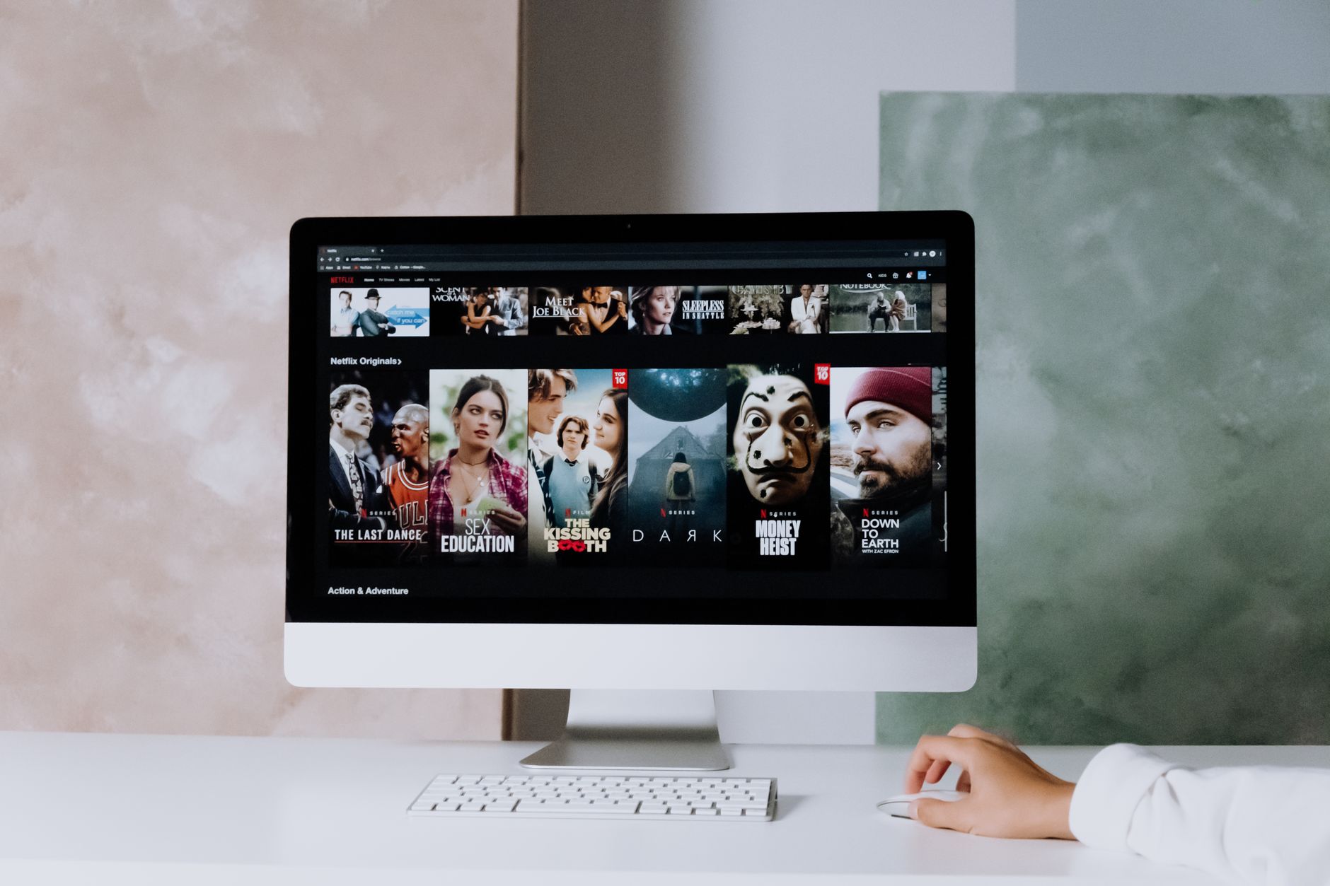 En İyi Netflix Dizileri: 10 Yapımını Beklemediğiniz Dizi Öyküleri