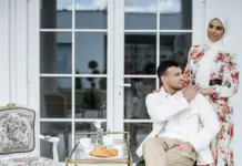 İngiltere’de Hinge’i Neden Sevdiğiniz Adamlarla İletişim Kuran 5 Yöntem İngiltere'de Hinge'i Neden Sevdiğiniz Adamlarla İletişim Kuran 5 Yöntem lifestyle