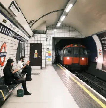 London Stories: Günlük Yaşama Yolculuk İçin Pratik Rehber London Stories: Günlük Yaşama Yolculuk İçin Pratik Rehber lifestyle